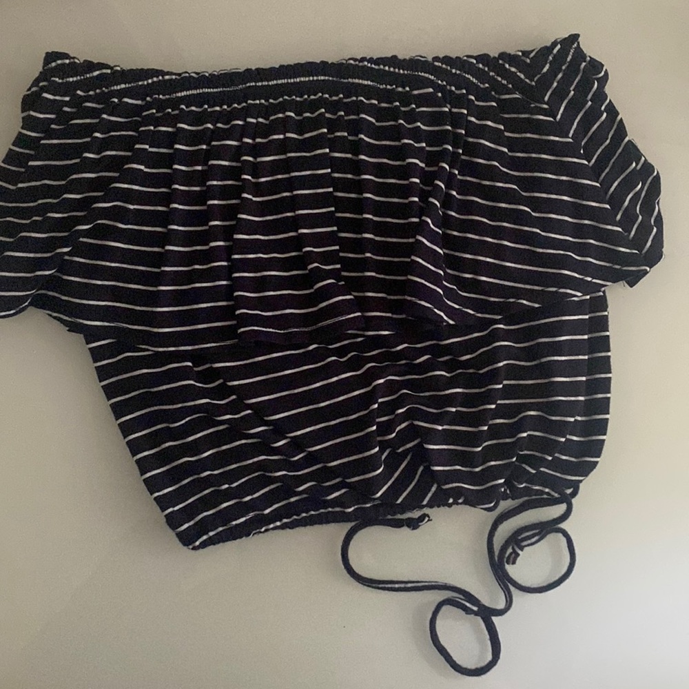 Abercrombie and Fitch Top